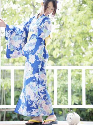 軽量日傘の選び方とおすすめデザイン10選！おしゃれで持ち運びやすいアイテムを徹底解説