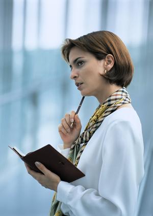 メンズレザーカードケースを簡単見積する